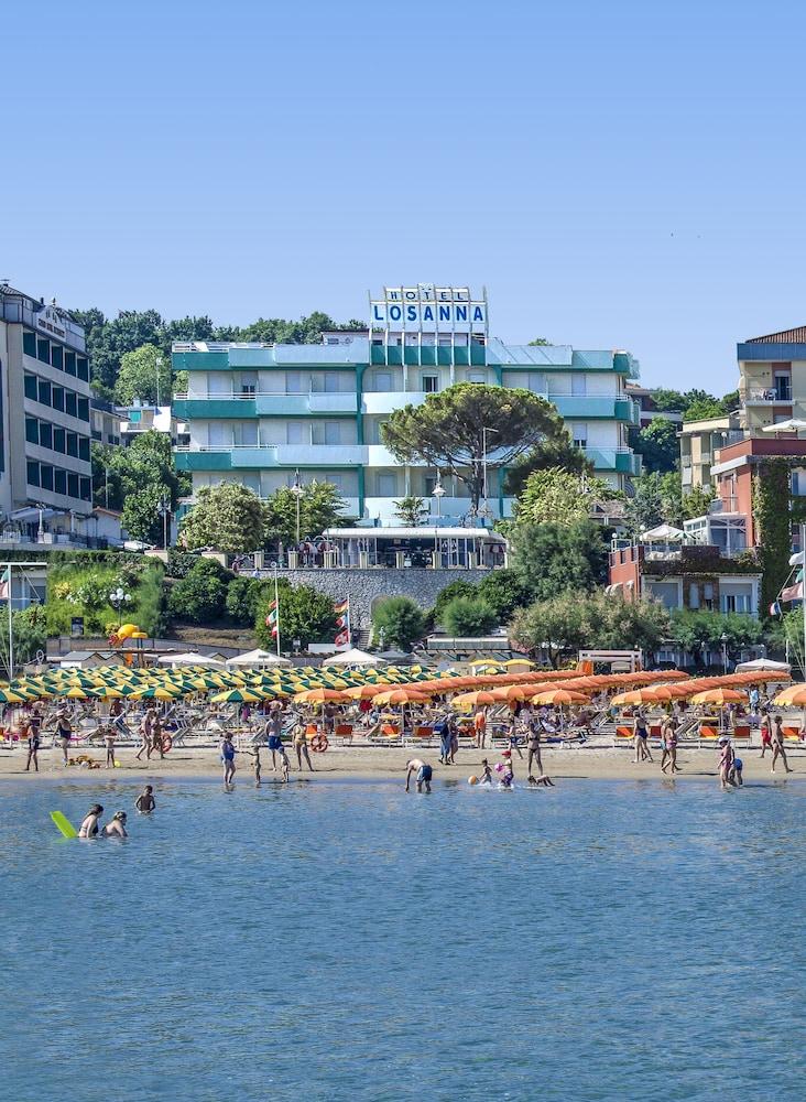 Hotel Losanna Gabicce Mare Ngoại thất bức ảnh