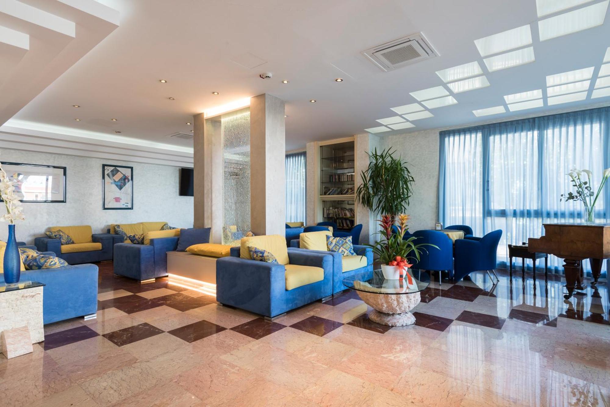 Hotel Losanna Gabicce Mare Ngoại thất bức ảnh