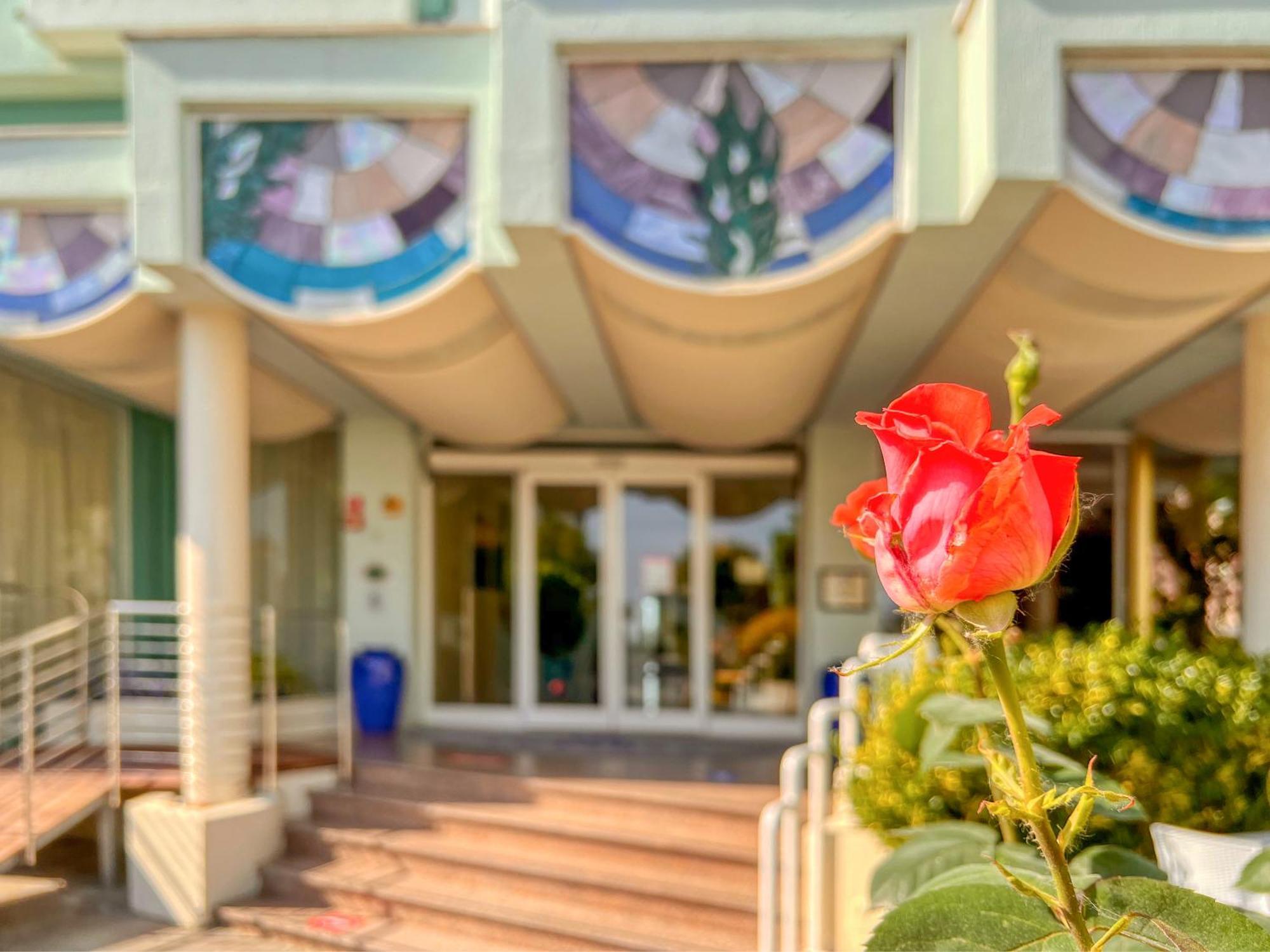 Hotel Losanna Gabicce Mare Ngoại thất bức ảnh