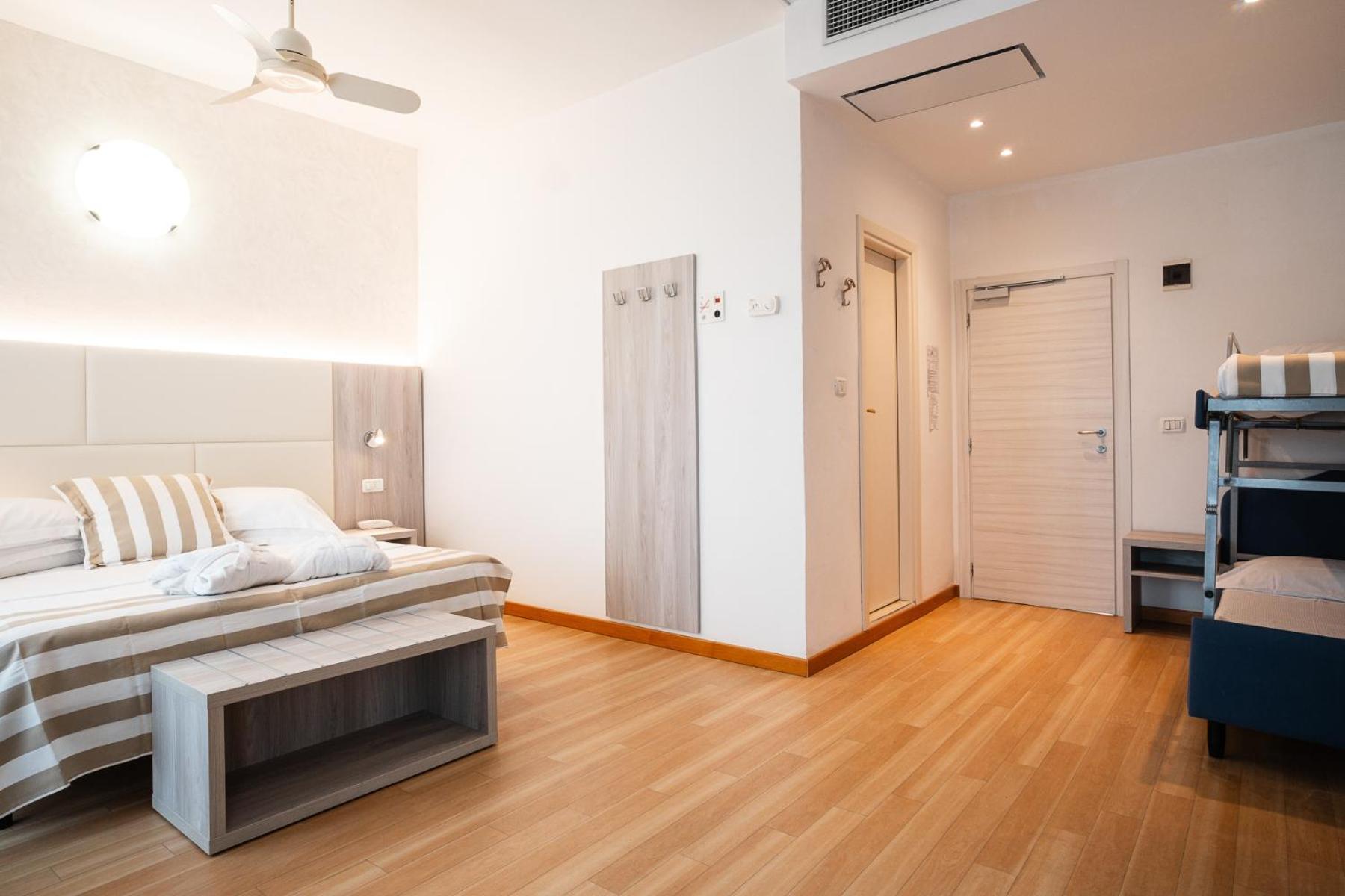Hotel Losanna Gabicce Mare Ngoại thất bức ảnh