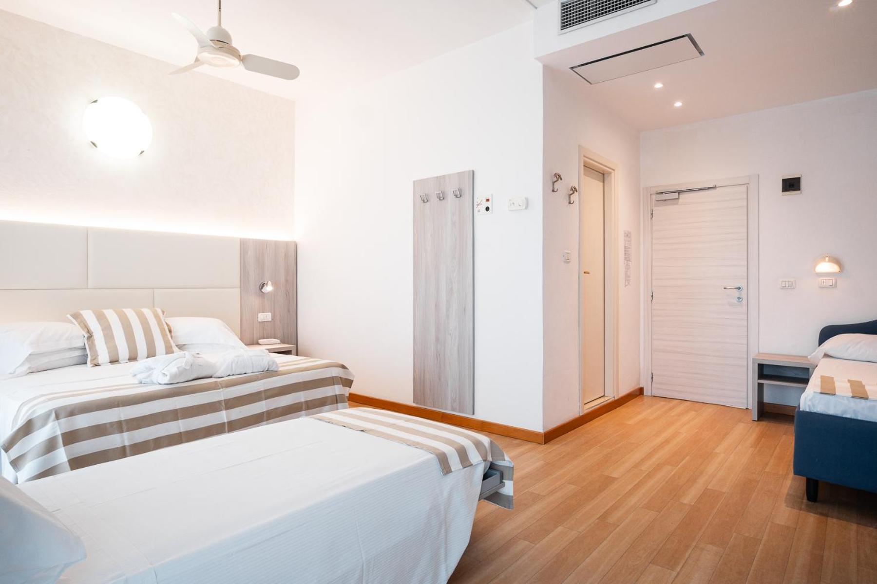 Hotel Losanna Gabicce Mare Ngoại thất bức ảnh