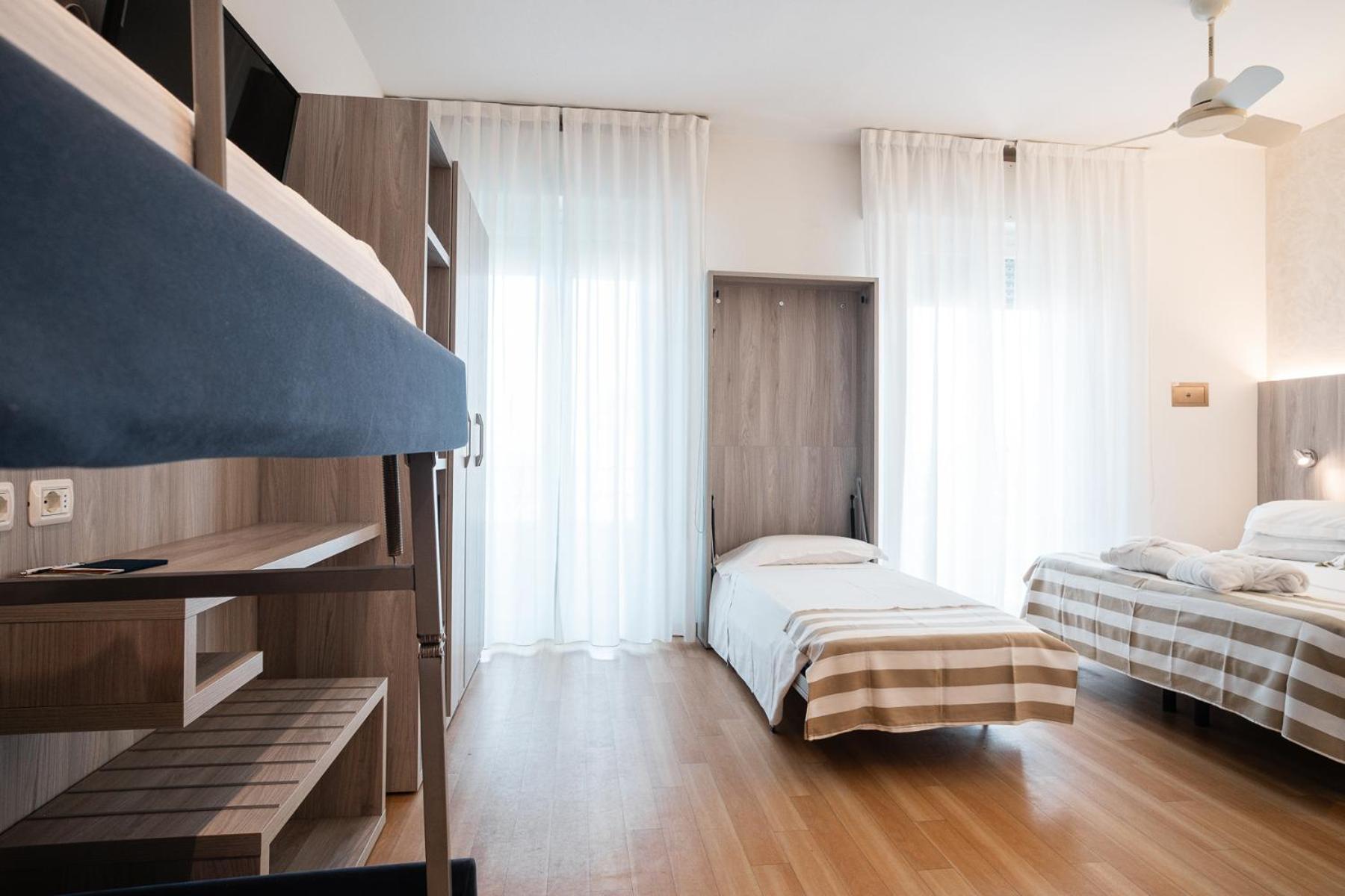 Hotel Losanna Gabicce Mare Ngoại thất bức ảnh
