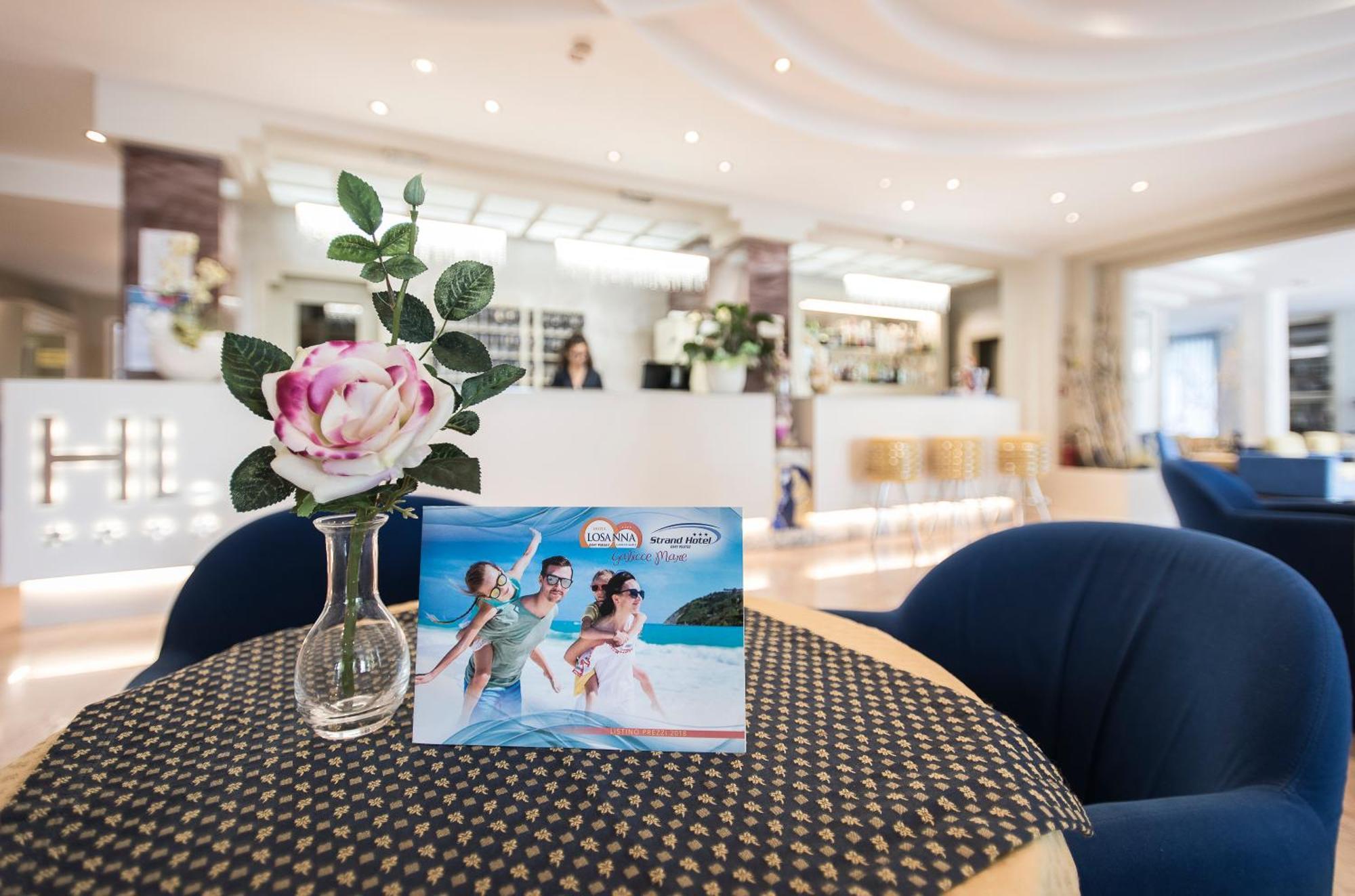 Hotel Losanna Gabicce Mare Ngoại thất bức ảnh