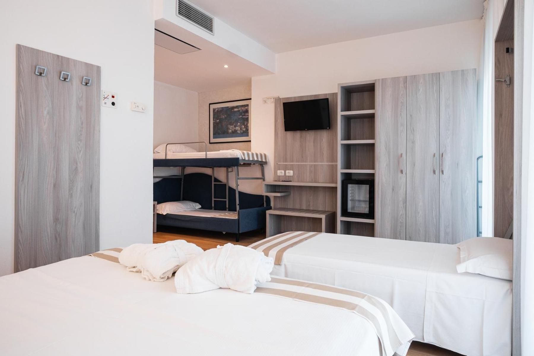 Hotel Losanna Gabicce Mare Ngoại thất bức ảnh
