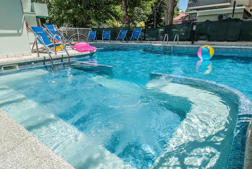 Hotel Losanna Gabicce Mare Ngoại thất bức ảnh