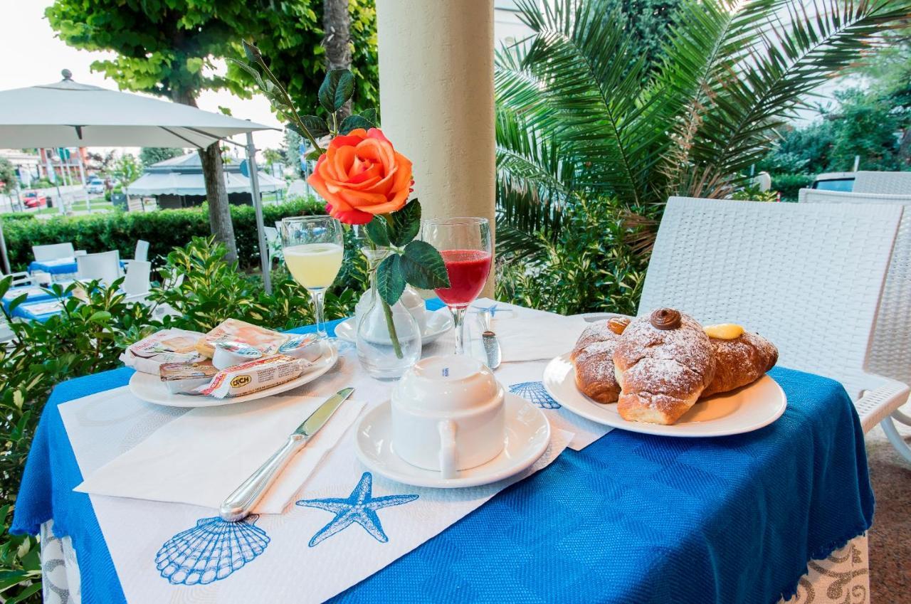 Hotel Losanna Gabicce Mare Ngoại thất bức ảnh