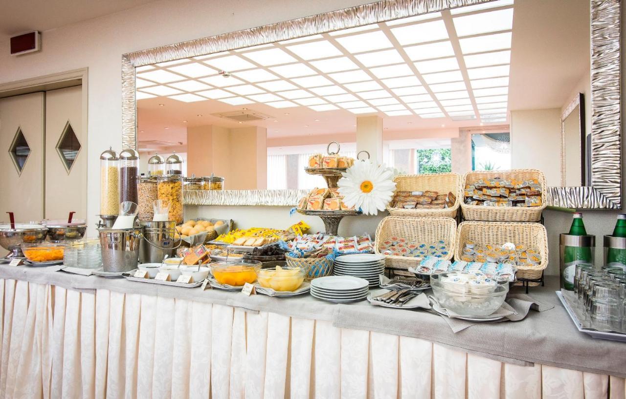 Hotel Losanna Gabicce Mare Ngoại thất bức ảnh